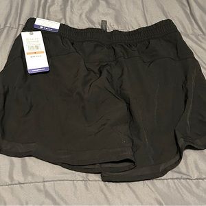 Gaiam women’s athletic shorts with mesh. Color:black, size:M